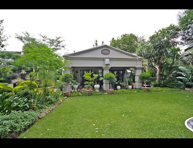 5 BEDROOM HOUSE FOR SALE IN RIVONIA